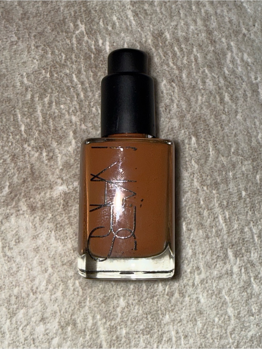 Gently used NARS Sheer Glow Liquid Foundation in Marquises